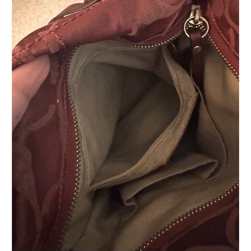 Coach Crossbody Bag Womens Medium Burgundy Signature C F18862 Y2K Classic - Picture 9 of 10